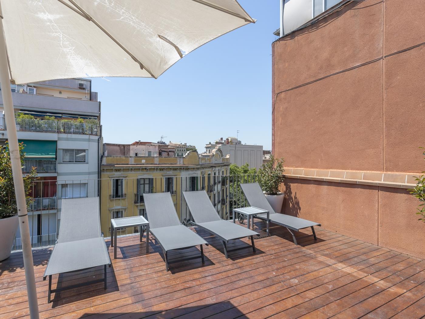My Space Barcelona Loft in the Arc de Triumph of Barcelona with terrace, pool - My Space Barcelona Apartments