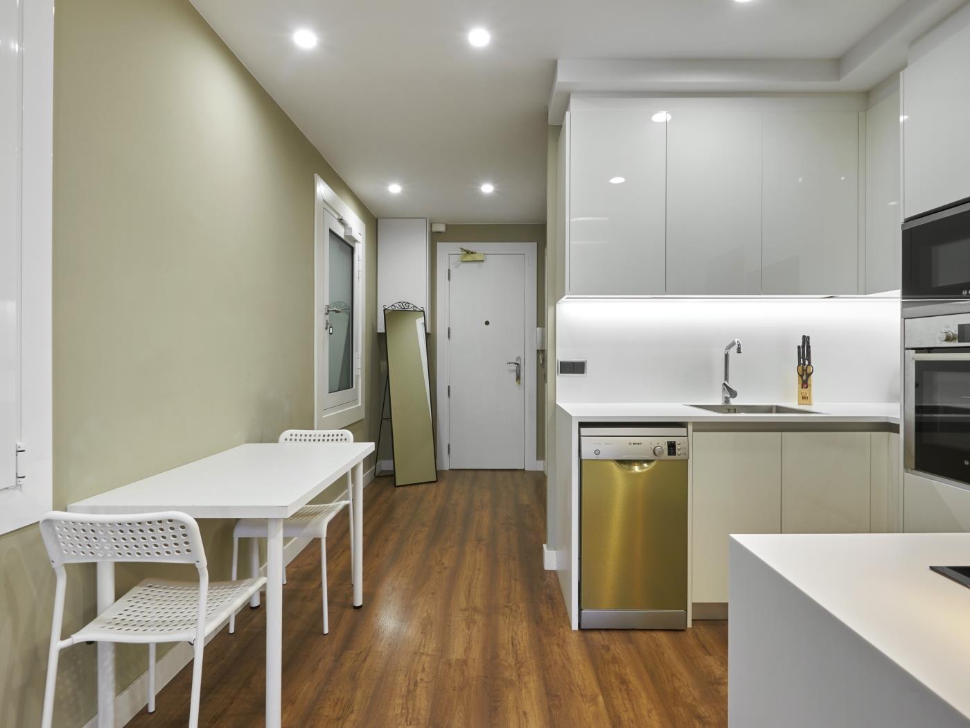FOR SALE: Bright and renovated penthouse in the Eixample - Price 579.000 € - My Space Barcelona Apartments